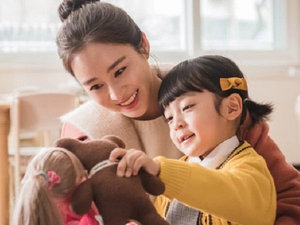 Loạt phim Hàn đáng xem nhân Ngày của mẹ: Xem xong chỉ muốn được mẹ ôm vào lòng!