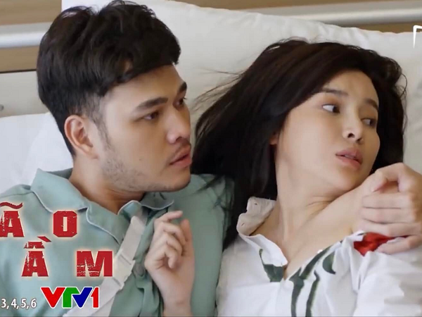 Bão ngầm tập 55: Thiếu úy Hạ Lam chấp nhận kỷ luật nặng để yêu đương với đối tượng điều tra
