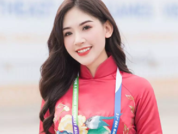 MC Minh Đức 8.0 IELTS dẫn lễ Thượng cờ SEA Games 31 là ai?