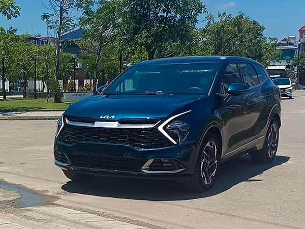 Cận cảnh Kia Sportage 2022 tại Việt Nam, từ hơn 700 triệu đồng?