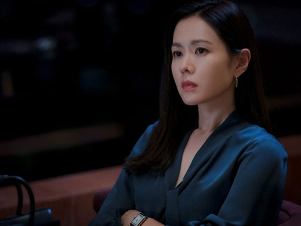 Đưa tiền để chồng đầu tư đất, hay giữ riêng để lo cho bên ngoại?