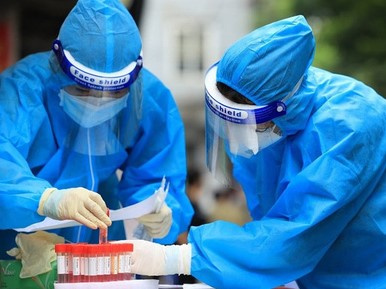 Ngày 14/5, ca mắc mới trên cả nước giảm thấp nhất trong hơn 10 tháng qua