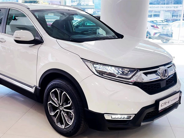 Honda CR-V thế hệ mới lộ diện trước ngày ra mắt