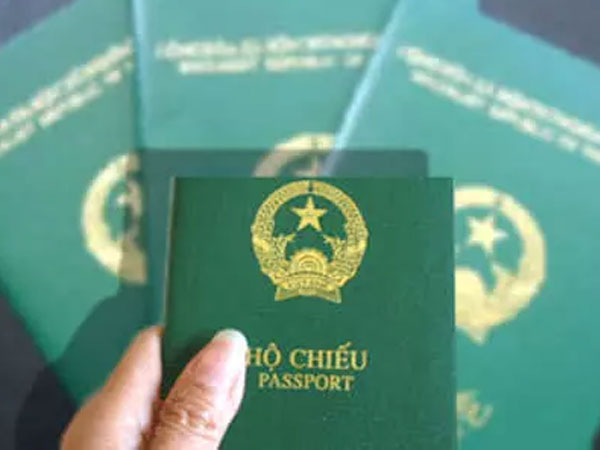 Từ 1/6 người dân ngồi nhà nhấn nút, hộ chiếu chuyển về tận tay