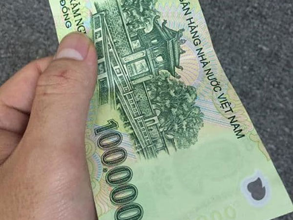 Nên duyên từ 100 nghìn đồng, câu chuyện ngỡ như đùa nhưng hoàn toàn là sự thật