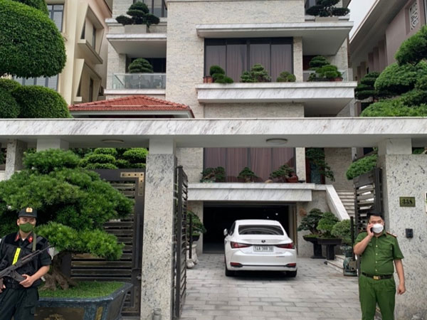 Hé lộ khối tài sản 'khủng' bị niêm phong của nguyên Chủ tịch UBND TP Hạ Long Phạm Hồng Hà