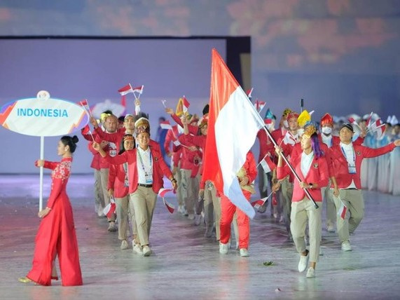 Đoàn Indonesia lo lắng vì thiếu thức ăn cho người đạo Hồi và... phòng cầu nguyện