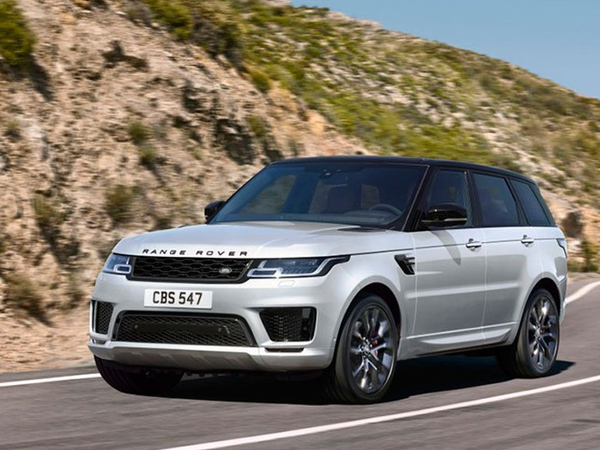 Hàng loạt xe Range Rover 2022 dính lỗi chốt giữ cảm biến va chạm