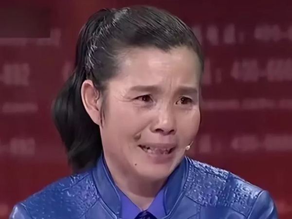 Ngày về trào nước mắt của cô gái bị bắt cóc ở ga tàu 30 năm trước
