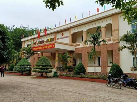 Bỏ nhiệm sở đi du lịch Phú Quốc trong ngày làm việc, cả 'dàn' cán bộ xã bị kỷ luật