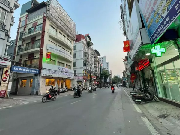 Có 5 tỷ đồng, vợ chồng trẻ khó 'chốt' mua nhà khu trung tâm HN