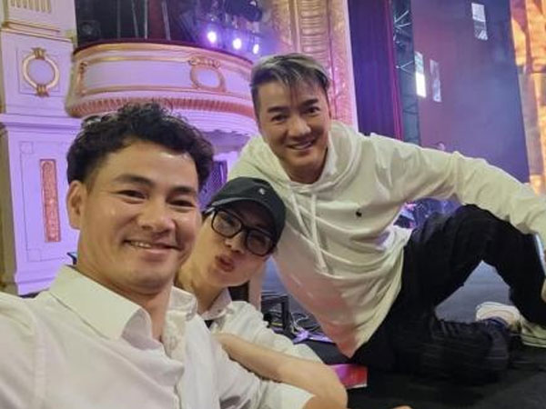 Xuân Bắc bị nghi chụp ảnh cùng sao nữ có 'thâm thù' với vợ, dân mạng nhắc nhở: 'Chị bảo anh tắm kỹ chứ sặc mùi mắm tôm'