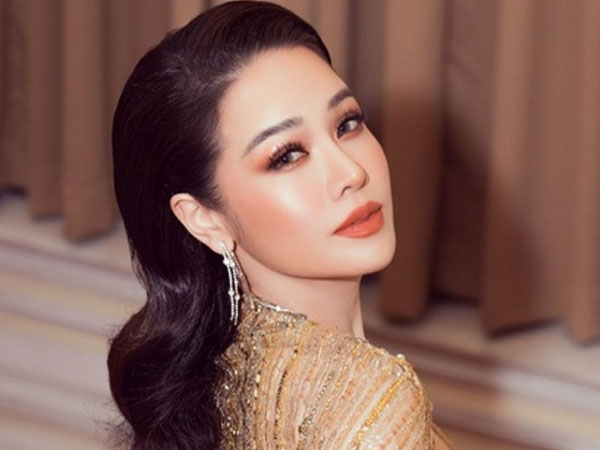 Nhật Kim Anh đáp trả thẳng thắn bị chỉ trích bất lịch sự khi mang cà phê từ bên ngoài vào nhà hàng