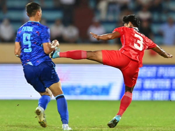 Cầu thủ U23 Thái Lan và U23 Indonesia ẩu đả, trọng tài rút liền 4 thẻ đỏ