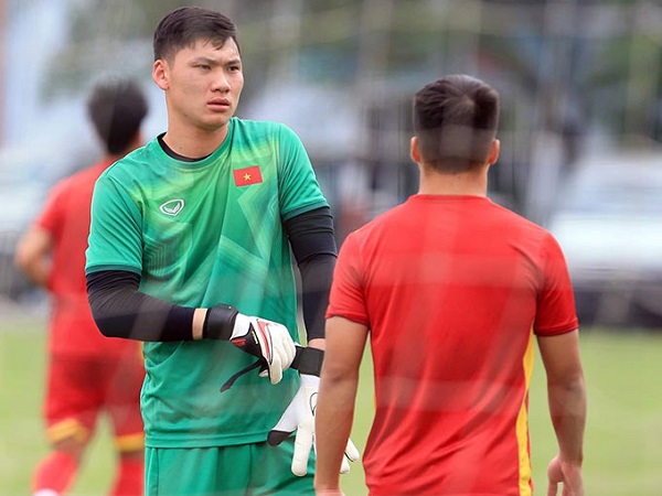 Ông Park cho 14 cầu thủ U23 Việt Nam nghỉ tập trước chung kết với U23 Thái Lan