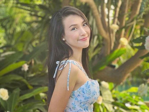 Hậu ly hôn, Hoàng Oanh khoe nhan sắc ngày càng thăng hạng, chồng cũ để lại bình luận gây chú ý