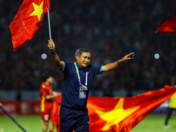 Đánh bại Thái Lan lập hat-trick HCV SEA Games, thầy trò HLV Mai Đức Chung nhận vinh dự cực lớn