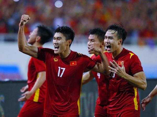 Nhâm Mạnh Dũng: 'Ghi bàn vào lưới Thái Lan là bàn thắng quan trọng nhất đời tôi'