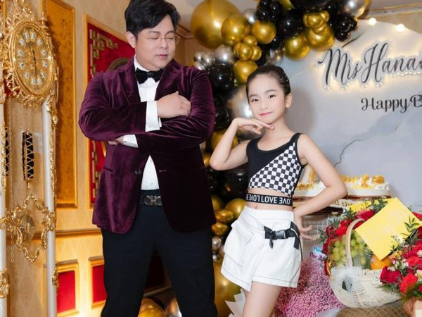 Rich kid Ruby Gia Hân, ái nữ của Hoa hậu Bùi Thị Hà làm mẫu cùng ca sĩ Quang Lê