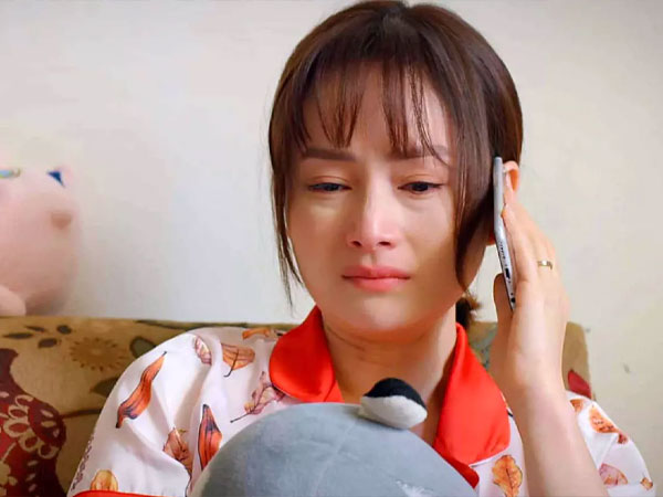 Đời thường đối lập trên phim của nàng dâu khổ nhất màn ảnh Việt