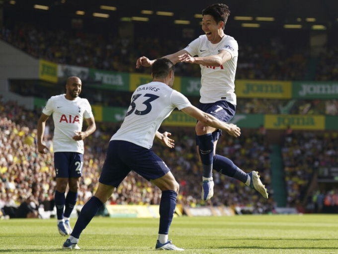 Thắng đậm Everton, Arsenal vẫn mất vé Champions League về tay Tottenham