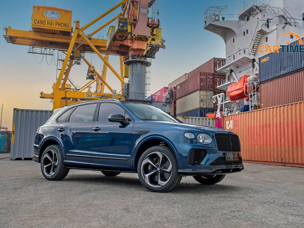 Bentley Bentayga S 2022 cập bến thị trường Việt Nam: Màu sơn độc, giá bán hơn 20 tỷ đồng