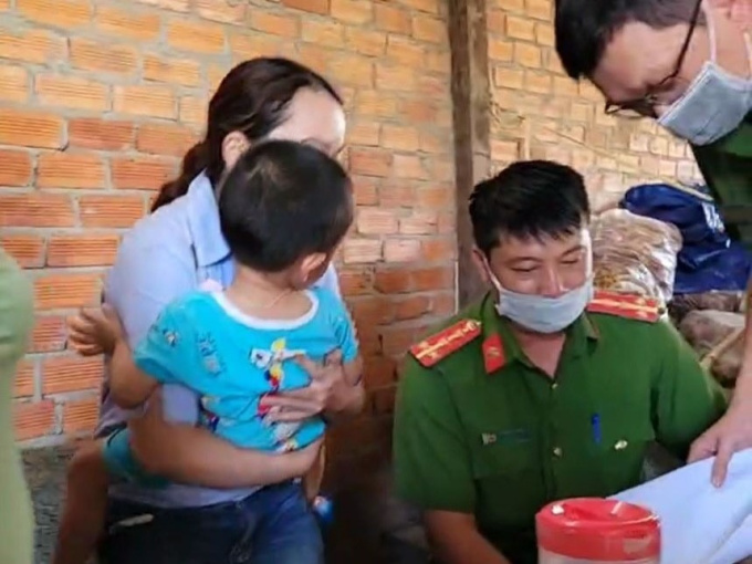 Cháu bé 3 tuổi bị mẹ khai tử khi còn sống: Chính quyền lý giải nguyên nhân chậm tìm kiếm