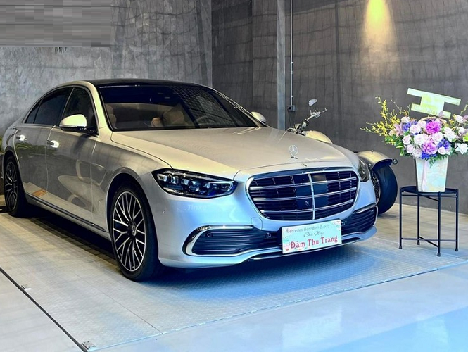 Cường Đô la chi 5,5 tỷ 'tậu' Mercedes-Benz S450 tặng Đàm Thu Trang