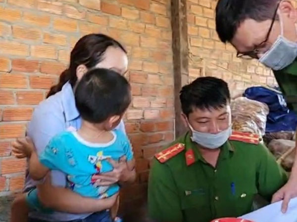Vụ mẹ ruột khai tử con trai 3 tuổi còn sống: Hủy giấy chứng tử cấp sai