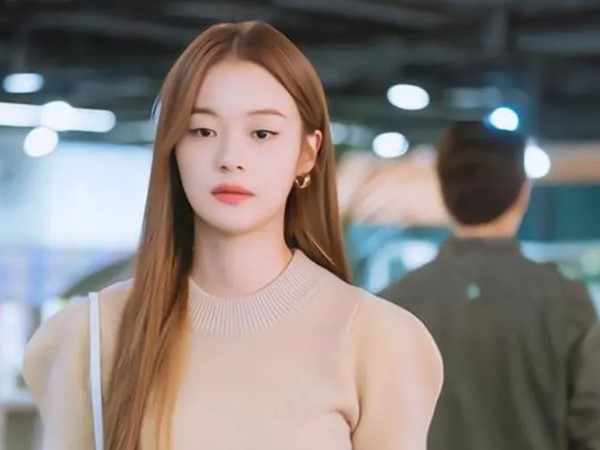 Nhờ chồng chở bố đi khám bệnh, hôm sau đọc tin nhắn tôi sốc nặng