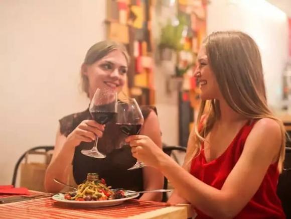 Dù quen biết bao nhiêu người đi nữa thì có 5 kiểu người bạn không bao giờ được xem nhẹ
