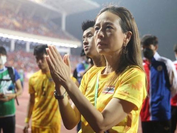Bản lĩnh khó tin của Madam Pang: Đến đồng đội Haaland cũng về khoác áo U23 Thái Lan