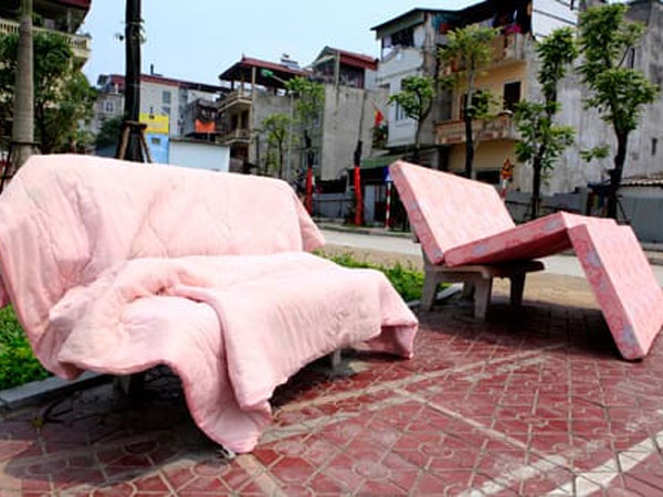 Cách đơn giản để khử mùi mồ hôi và vết nước tiểu trên đệm mà không cần giặt: Nhà có trẻ nhỏ nhất định nên biết!