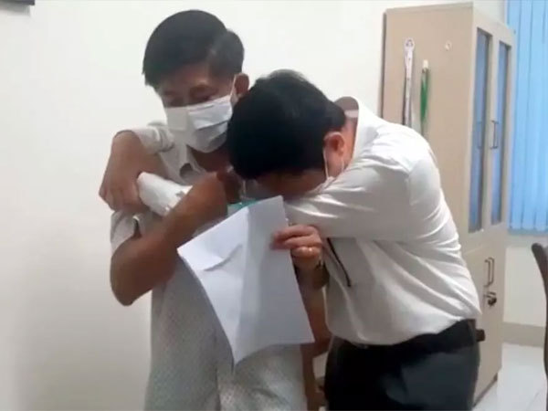 Giám đốc CDC 'nhúng chàm' Việt Á, nước mắt tiếp tục tuôn rơi