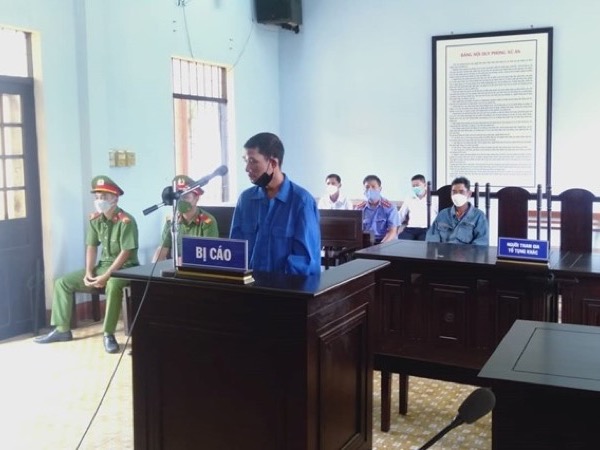 Xin đểu 20 ngàn mua rượu, ma men lĩnh hơn 7 năm tù