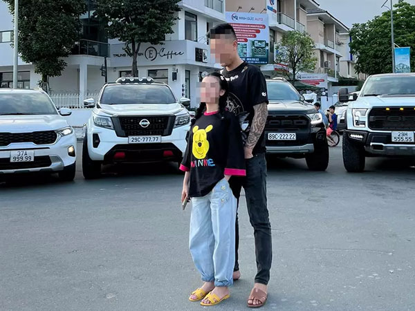 Loạt xe bấm trúng biển siêu đẹp, khách săn đón trả thêm bạc tỷ
