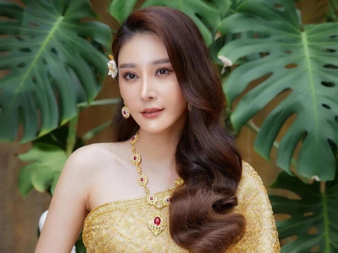 Thực hư đoạn clip Tangmo bị 2 người đàn ông đánh đập trên thuyền dẫn đến tử vong gây xôn xao