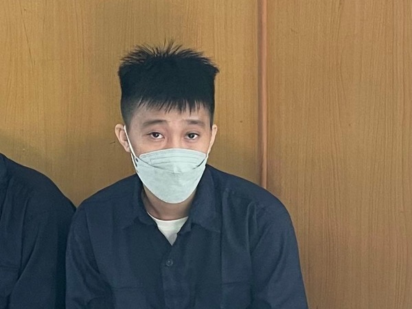 Làm bạn gái ‘nhí’ sinh con, thiếu niên lãnh án nặng