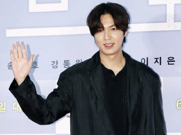 Bi Rain, Lee Min Ho, V (BTS) cùng dàn sao hàng đầu xứ Hàn dự buổi công chiếu phim mới của IU