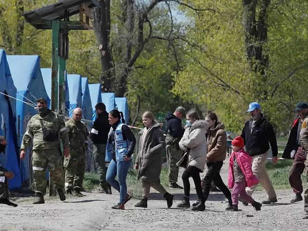 Kiev định đoạt tầm bắn pháo viện trợ, gần 14 triệu người Ukraine sơ tán vì chiến sự