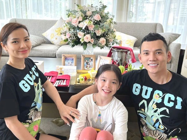 Phương Trinh Jolie có màn đáp trả cực cao tay khi Lý Bình bị mỉa mai chuyện nuôi con riêng