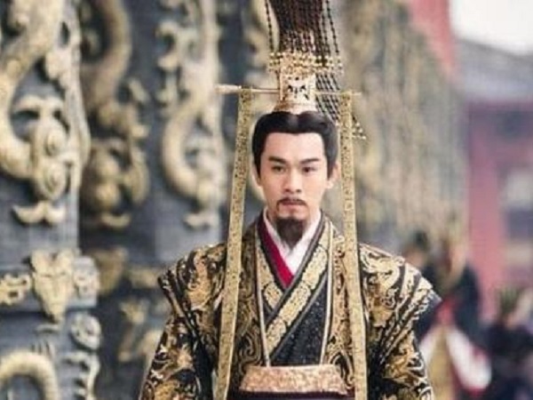 Sau khi Tần Thủy Hoàng thống nhất 6 nước, ông ta làm gì với các phi tần của các nước? Bạn có thể không biết!