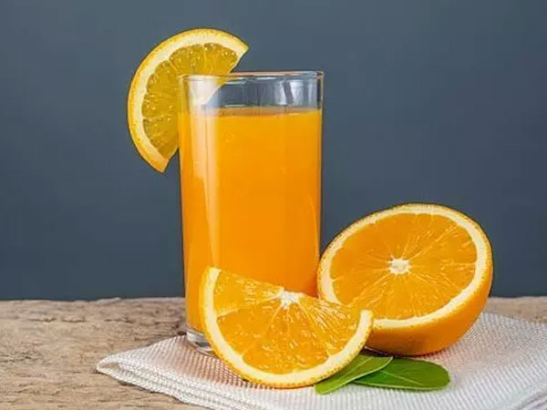 Nên uống nước cam thời điểm nào là tốt nhất?
