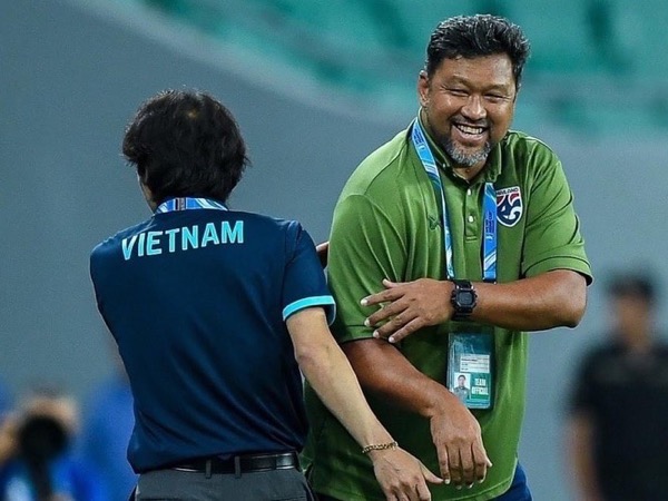 U23 Thái Lan và Việt Nam tiễn Hàn Quốc về nước, tại sao không?