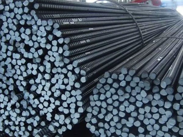 Giá thép trong nước giảm lần thứ 5 liên tiếp