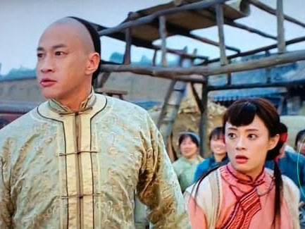 Cười 'phụt cơm' với loạt sạn trong 'bom tấn' cổ trang Hoa Ngữ