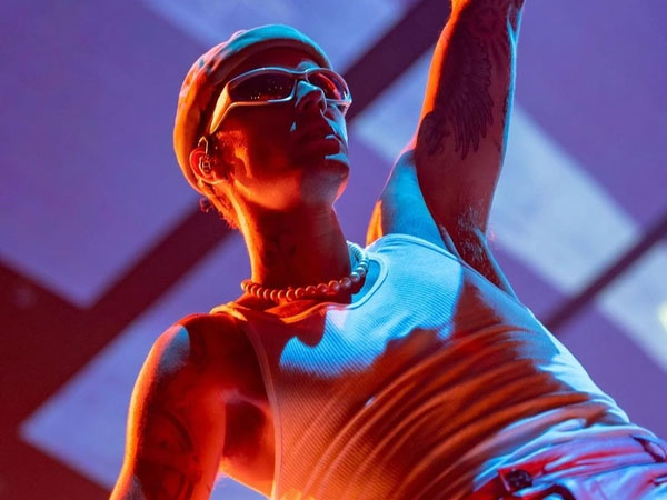Hậu nhiễm virus hiếm liệt nửa mặt, chuyên gia chẩn đoán Justin Bieber sẽ sớm bình phục