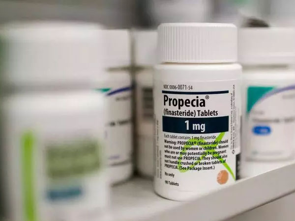 FDA cảnh báo về loại thuốc hói đầu có thể gây rối loạn tình dục, tự tử