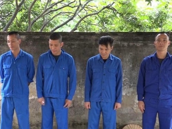 Phá đường dây cá độ bóng đá 853 tỷ đồng