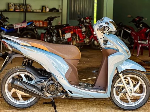 Với 10 triệu, Honda Vision 'đồng nát' được phù phép đẹp hơn cả xe mới